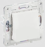 Вывод кабеля SKANDY SK-O01W арктич. бел. IEK SK-VK10-0-K01